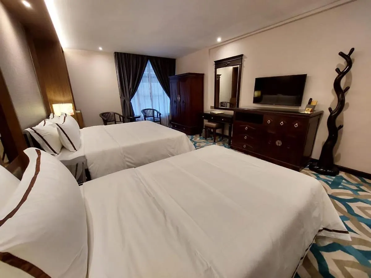 Christee Suites Hotel Malacca 4*,